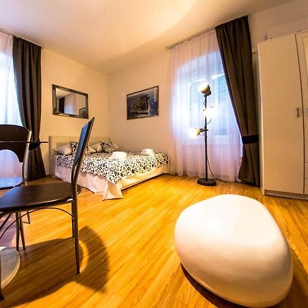 Apartments Branimir Zadar Bagian luar foto