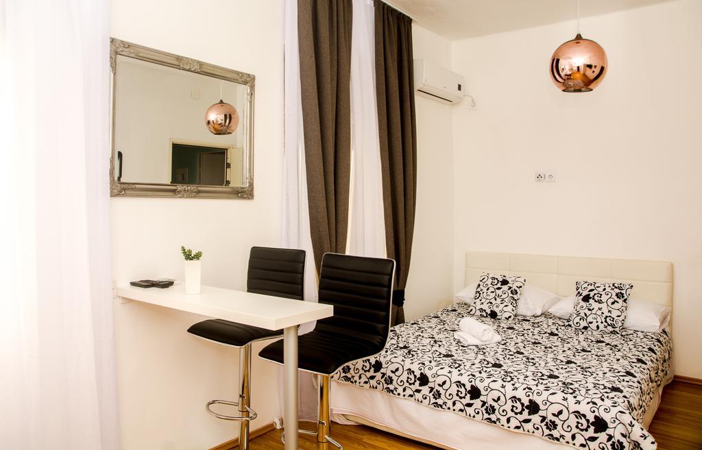 Apartments Branimir Zadar Bagian luar foto